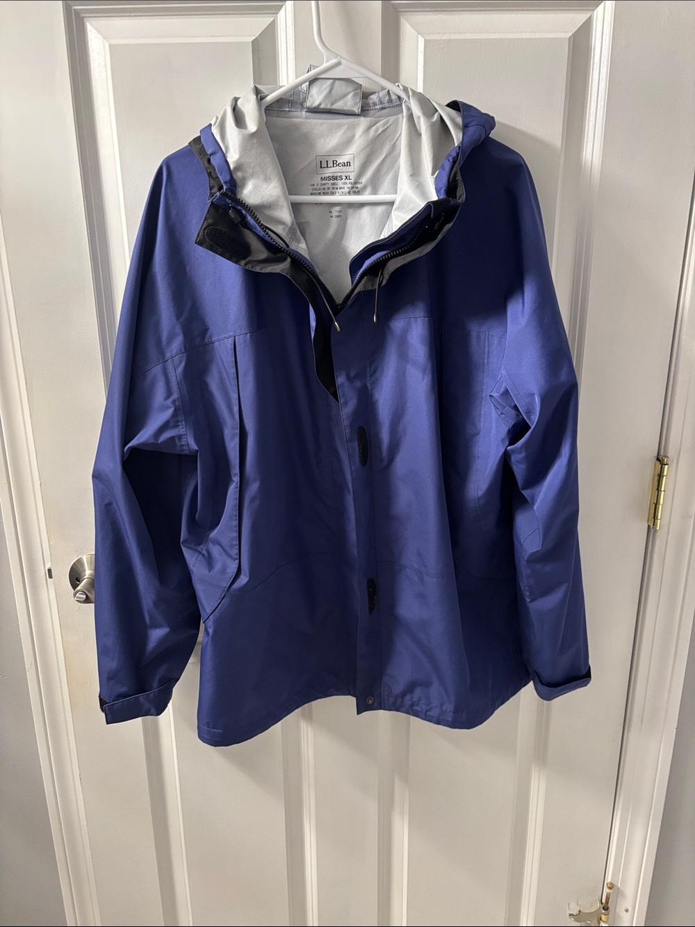 L.L. Bean ' Hooded Rain Jacket in Deep Blue with Light Gray Lining